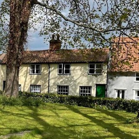 Charming Town Centre Character Cottage With Parking Stowmarket Exterior foto
